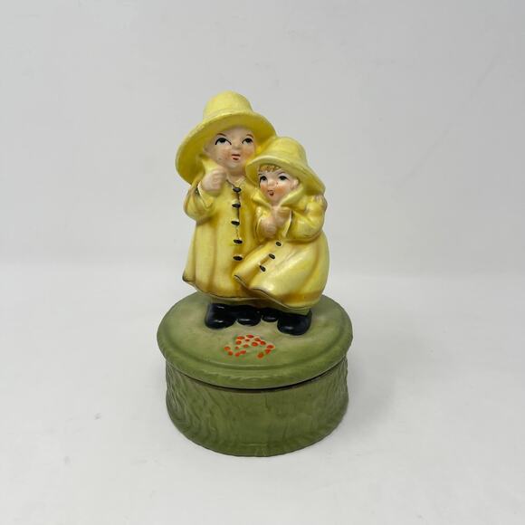 Vintage Sankyo Music Box‎ Children Yellow Raincoats Porcelain Musical Figurine - Picture 1 of 7